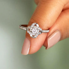 Indlæs billede til gallerivisning Endless Knot Friendship Ring and Necklace