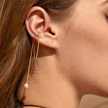 Indlæs billede til gallerivisning Perlekæde manchetørering med kvaster (Kun højre øre)