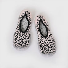 Indlæs billede til gallerivisning Skridsikre, bløde sokker