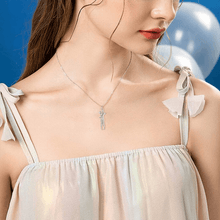 Indlæs billede til gallerivisning Heldigvis ejer dig - Knus halskæde