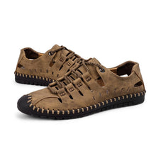 Indlæs billede til gallerivisning Afslappede lædersandaler med mikrofibersyninger i udhulet design (Herre)