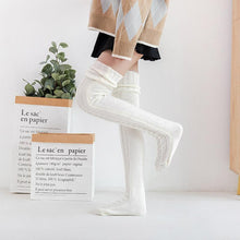 Indlæs billede til gallerivisning Strikkede lange vintersokker