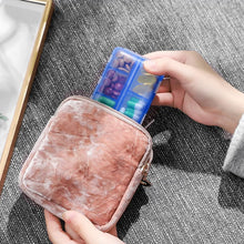 Indlæs billede til gallerivisning Pilleetui til rejsen