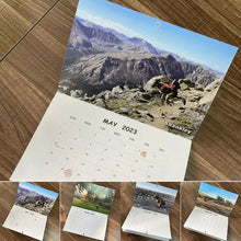 Indlæs billede til gallerivisning Pooping Pooches Dog Calendar
