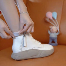 Indlæs billede til gallerivisning High-top plateausko med tyk, blød sål