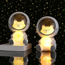 Indlæs billede til gallerivisning Astronaut LED Stemnings- og Nattelys
