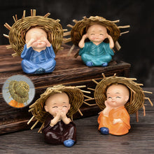 Indlæs billede til gallerivisning Babymunke-figur med hat i polyharpiks (4stk)