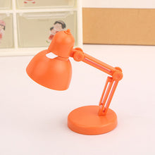 Indlæs billede til gallerivisning Magnetisk mini skrivebordslampe