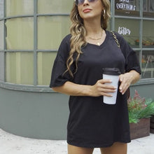 Indlæs billede til gallerivisning T-shirt med V-hals til damer