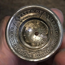 Indlæs billede til gallerivisning Morgan Silver Dollar Klokke
