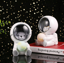 Indlæs billede til gallerivisning Astronaut LED Stemnings- og Nattelys