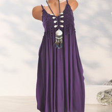 Indlæs billede til gallerivisning Ensfarvet camisolekjole med blonder