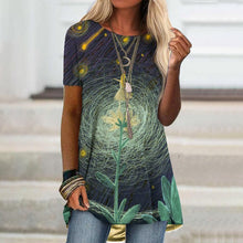Indlæs billede til gallerivisning Kortærmet T-shirt med digitalt print
