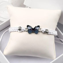 Indlæs billede til gallerivisning Armbånd med sommerfuglevedhæng