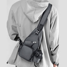 Indlæs billede til gallerivisning Skuldertaske i nylonfilm (Herre)