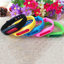 Indlæs billede til gallerivisning Plante æterisk olie myggeafvisende armbånd