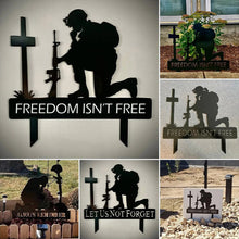 Indlæs billede til gallerivisning Soldiers Memorial decoration