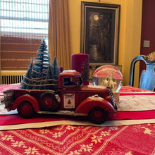 Indlæs billede til gallerivisning Rød bondegårdslastbils- juledekoration