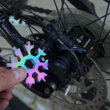 Indlæs billede til gallerivisning Saker® 18-i-1 Snefnug-multiværktøj