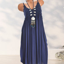 Indlæs billede til gallerivisning Ensfarvet camisolekjole med blonder