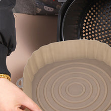 Indlæs billede til gallerivisning 3-delt sæt med Silikonebakker til airfryer
