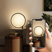 Indlæs billede til gallerivisning Rund natbordslampe