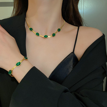 Indlæs billede til gallerivisning Emerald Necklace Bracelet