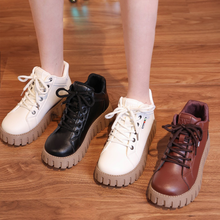 Indlæs billede til gallerivisning Populære lavskårne støvler med tyk sål