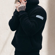 Indlæs billede til gallerivisning Hættetrøje i uld (Herre)