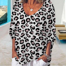 Indlæs billede til gallerivisning Leopardprints T-shirt med V-hals og Halve Ærmer