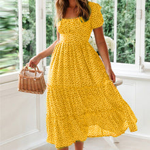 Indlæs billede til gallerivisning Blomstret maxikjole med firkantet hals