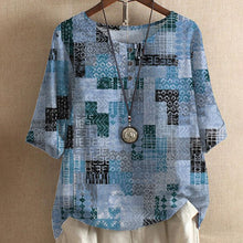 Indlæs billede til gallerivisning Kortærmet T-shirt med digitalt print