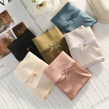 Indlæs billede til gallerivisning Mellemtaljet satinundertøj (Dame)