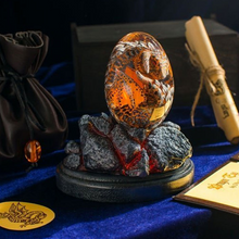 Indlæs billede til gallerivisning Dekorationsæg i Drage- og Lavamotiv