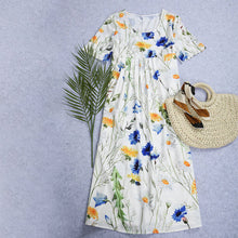 Indlæs billede til gallerivisning Kjole med trykt afslappet kjole med rund hals