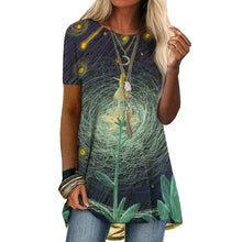 Indlæs billede til gallerivisning Kortærmet T-shirt med digitalt print