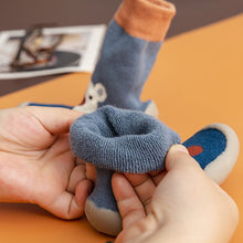 Indlæs billede til gallerivisning Efterårs- og vinterhjemmesko til børn i animerede motiver