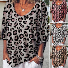 Indlæs billede til gallerivisning Leopardprints T-shirt med V-hals og Halve Ærmer