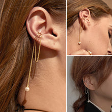 Indlæs billede til gallerivisning Perlekæde manchetørering med kvaster (Kun højre øre)