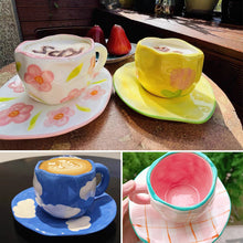 Indlæs billede til gallerivisning Handpainted Flower Ceramic Mug