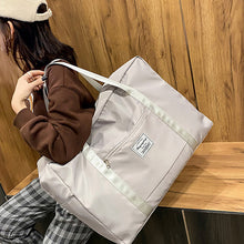 Indlæs billede til gallerivisning Rejsetaske med stor kapacitet