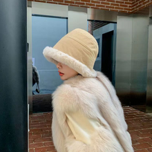 Indlæs billede til gallerivisning Ekstraordinært fortykket pelsfiskerhat