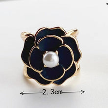 Indlæs billede til gallerivisning Camellia tørklædespænde