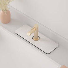 Indlæs billede til gallerivisning Absorberende gummimåtte til vandhane