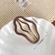 Indlæs billede til gallerivisning Cloud-shaped Hollow Bang Clip