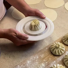 Indlæs billede til gallerivisning Blomsterformet bolle- og dumplingsmaskine
