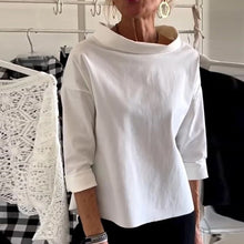 Indlæs billede til gallerivisning Afslappet rullekravetop med brede revers
