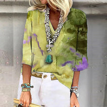 Indlæs billede til gallerivisning V-halsudskåren bluse med tryk
