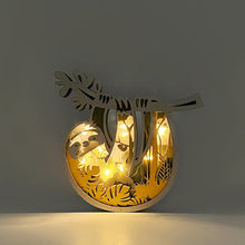 Indlæs billede til gallerivisning Wooden Carved Animal Ornaments (With Lights)
