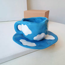 Indlæs billede til gallerivisning Handpainted Flower Ceramic Mug
